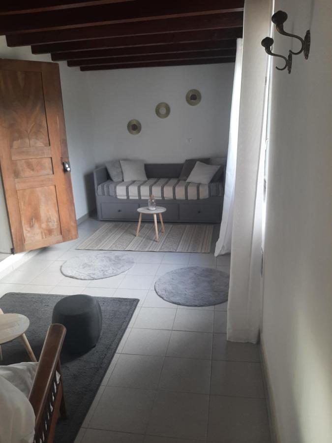 Gite A La Campagne Avec Piscine Biziat Екстериор снимка